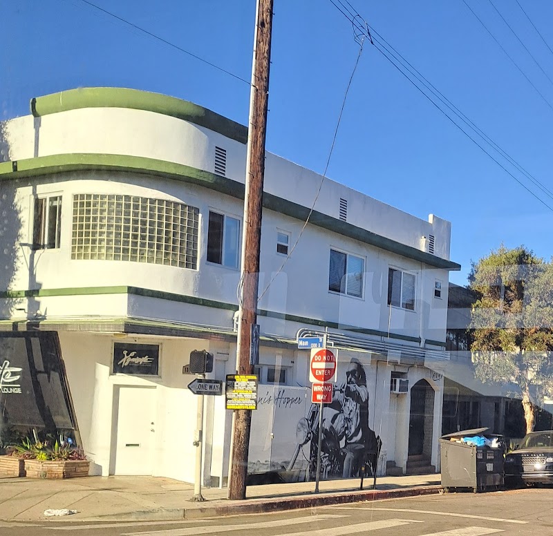 Xquisite Barber Lounge